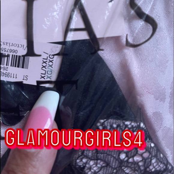 VICTORIA'S SECRET size XL-XXL
Leopard Jacquard Satin & Lace Robe NWT - Picture 7 of 7